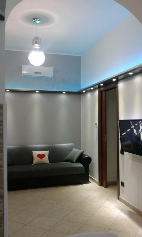 Frank House Apartment *